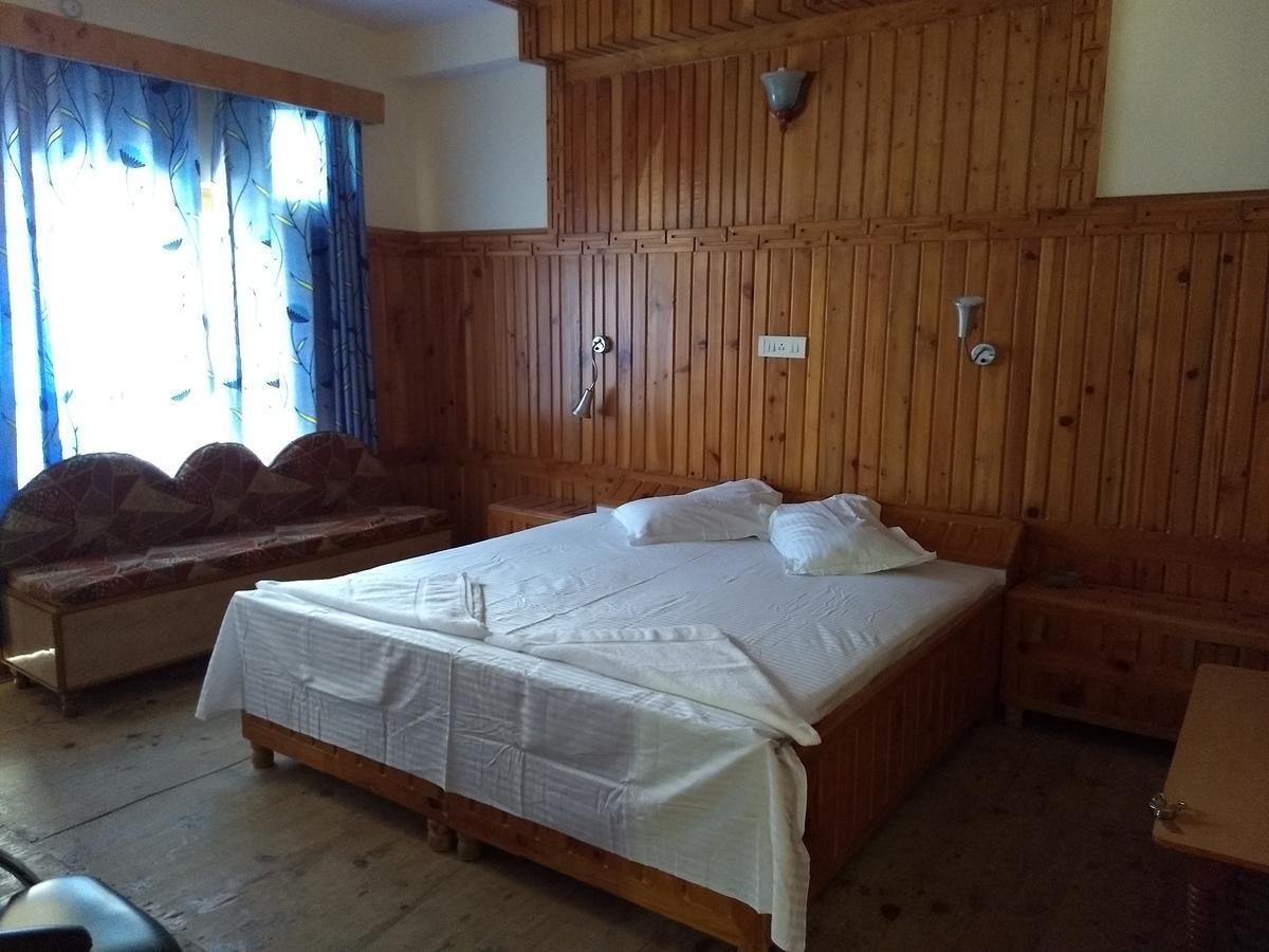 Reo Purguil Hotel Nako Екстериор снимка