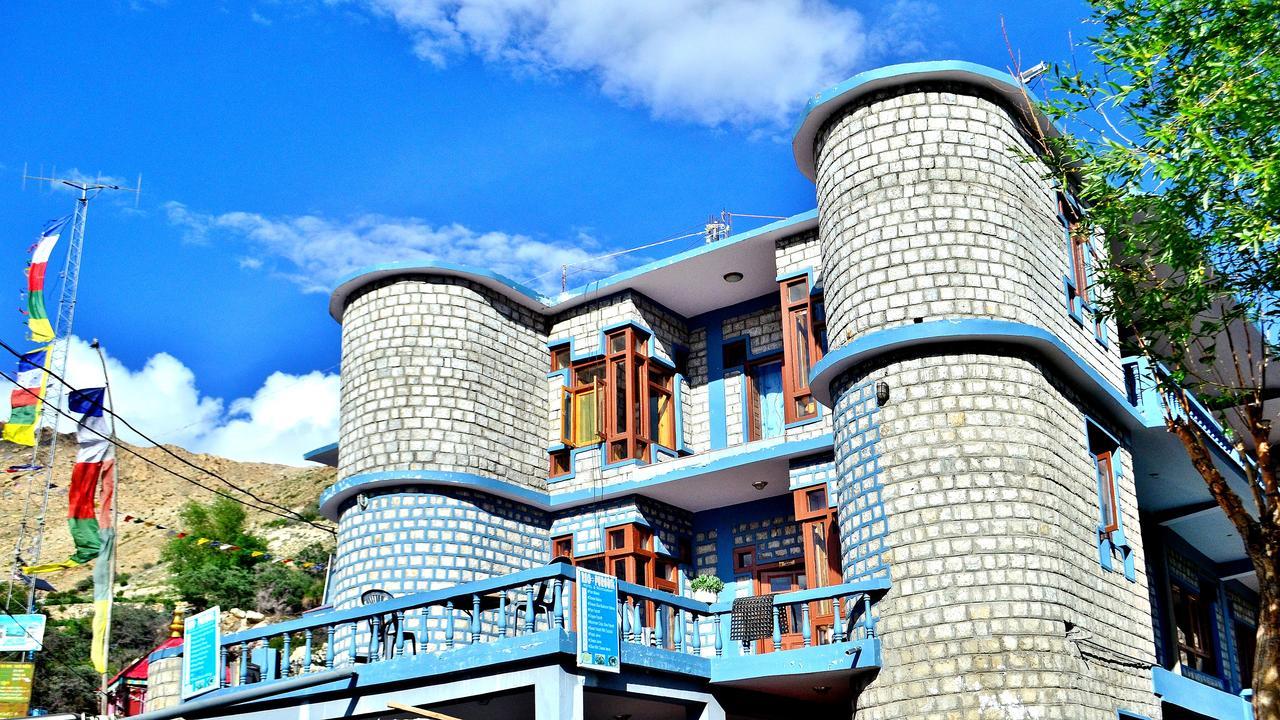 Reo Purguil Hotel Nako Екстериор снимка