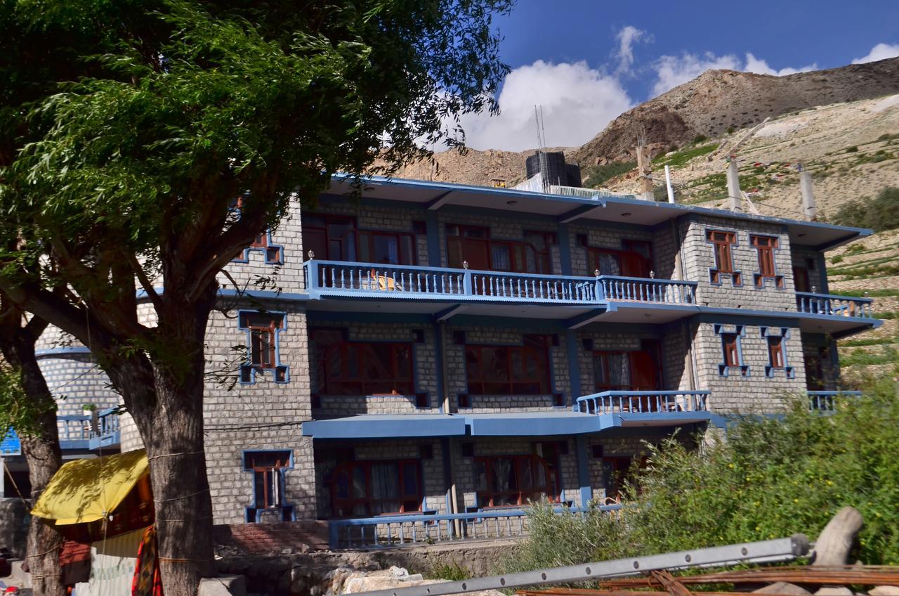 Reo Purguil Hotel Nako Екстериор снимка