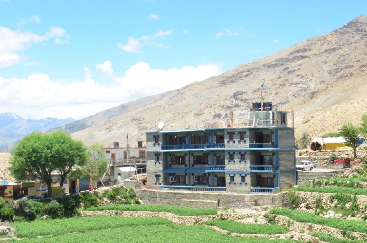 Reo Purguil Hotel Nako Екстериор снимка